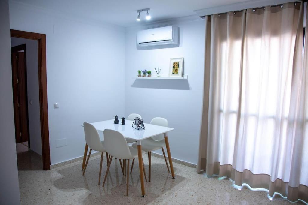 El Rincon De Apolo. Atico Con Aparcamiento Gratis. Apartment Malaga Exterior photo