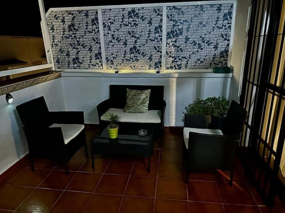 El Rincon De Apolo. Atico Con Aparcamiento Gratis. Apartment Malaga Exterior photo