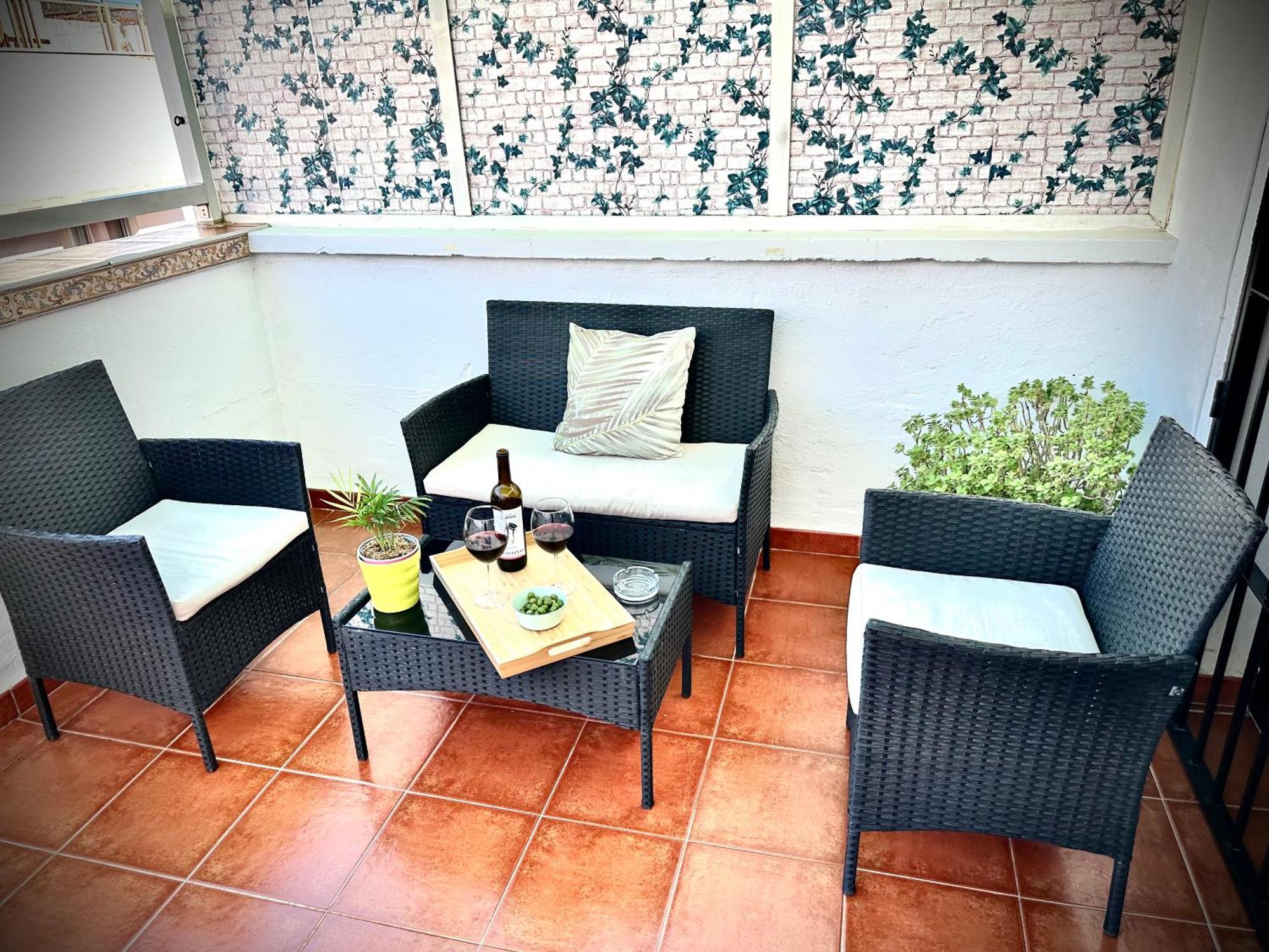 El Rincon De Apolo. Atico Con Aparcamiento Gratis. Apartment Malaga Exterior photo