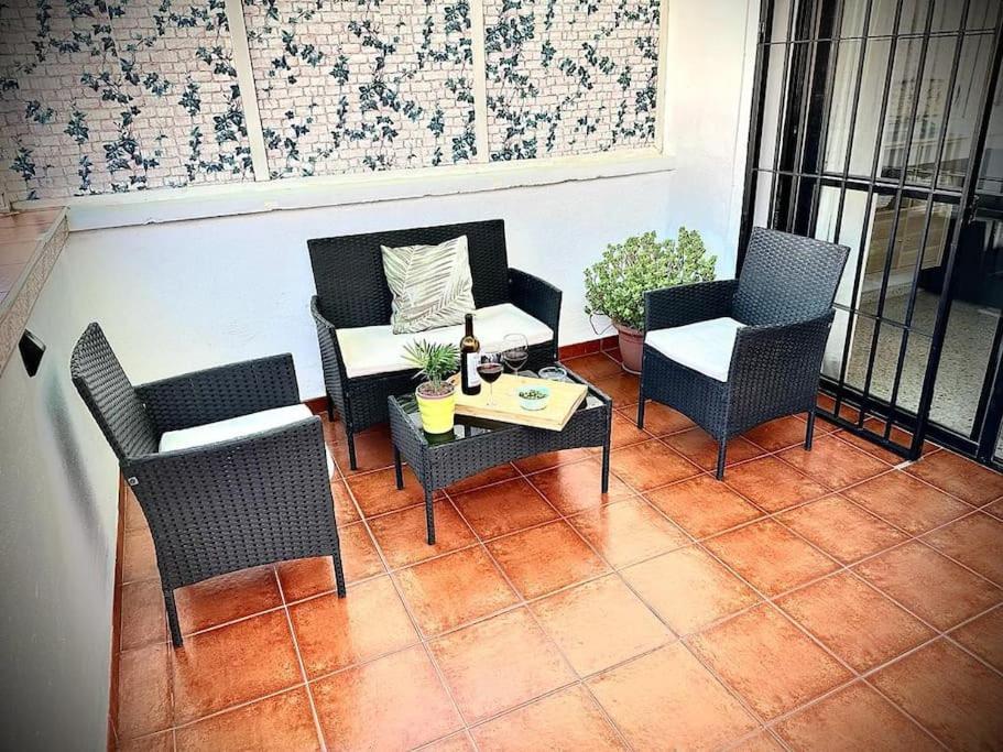 El Rincon De Apolo. Atico Con Aparcamiento Gratis. Apartment Malaga Exterior photo